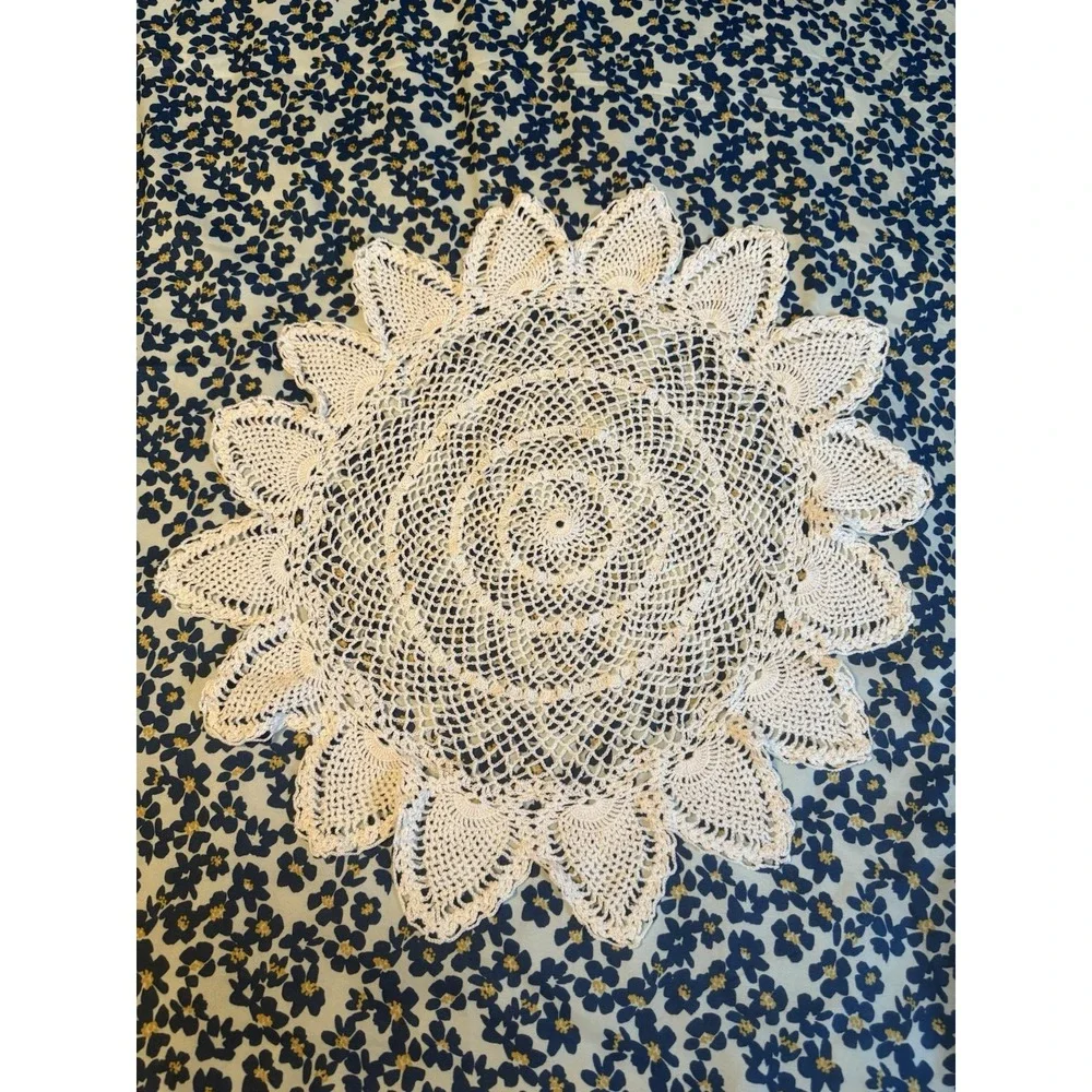 Vintage Hand Crocheted Doily Lot of 7 White & Purple‎ Lace Table Runners Mats
